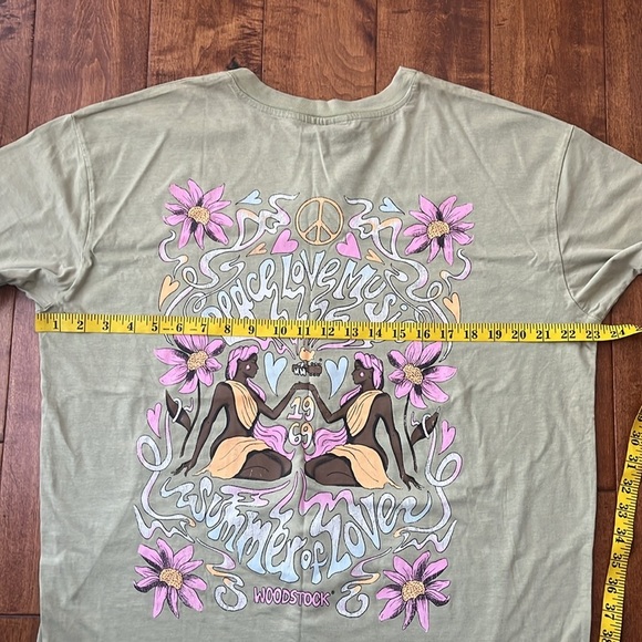 NWT Cotton On Short Sleeve Oversized Woodstock Summer Of Love Tee Size M - Picture 4 of 6